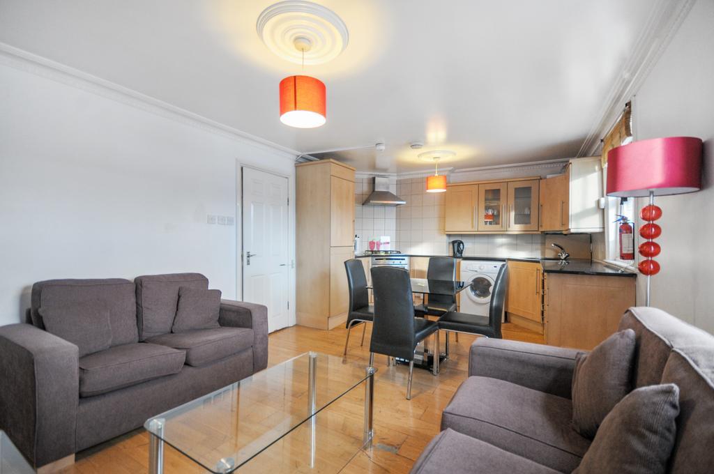 Апартаменты Access Earls Court Лондон Экстерьер фото